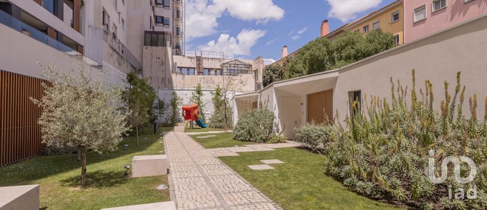 Apartamento T2 em Alvalade de 145 m²