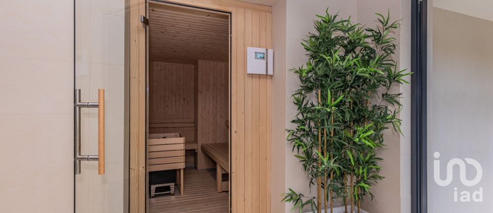 Apartamento T2 em Alvalade de 145 m²