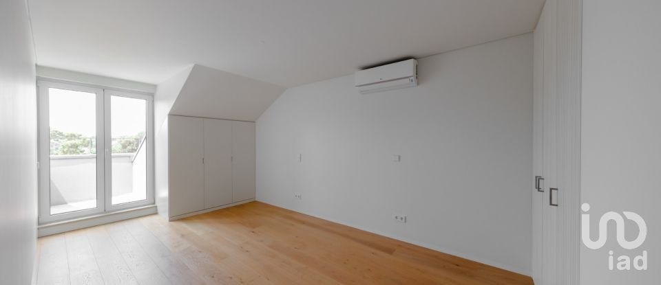 Duplex T2 em Alvalade de 147 m²