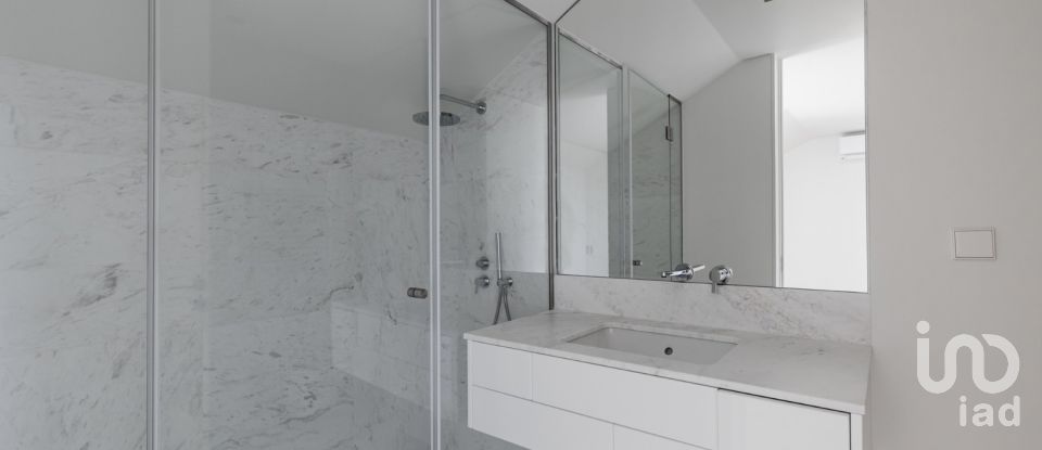 Duplex T2 em Alvalade de 147 m²