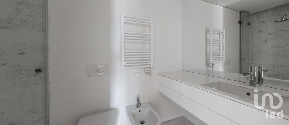 Duplex T2 em Alvalade de 147 m²