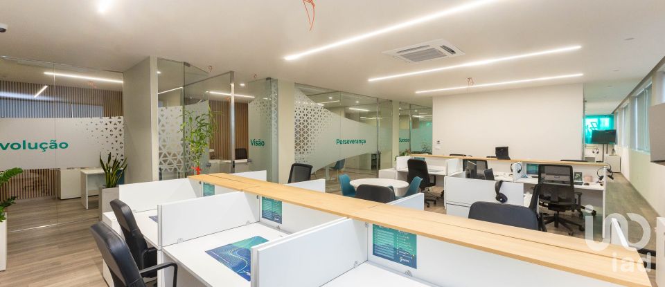 Escritório em Perafita, Lavra E Santa Cruz Do Bispo de 315 m²