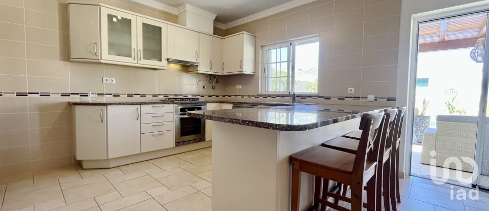 Maison T4 à Luz de 252 m²