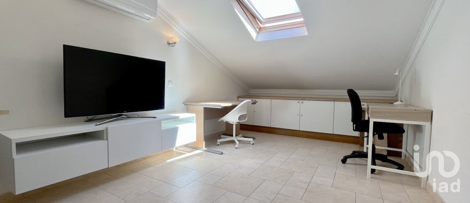 Maison T4 à Luz de 252 m²