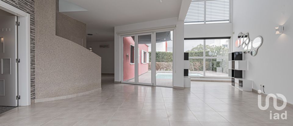 Moradia T3 em Quinta do Anjo de 190 m²