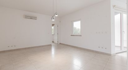 House T3 in Quinta do Anjo of 190 m²