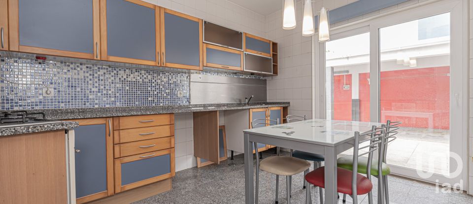 Moradia T3 em Quinta do Anjo de 190 m²