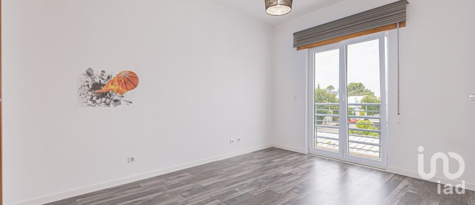 Moradia T3 em Quinta do Anjo de 190 m²