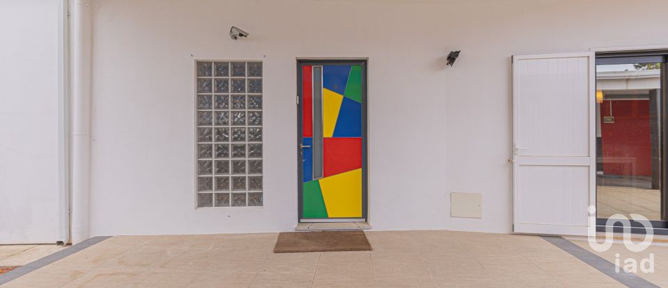 Moradia T3 em Quinta do Anjo de 190 m²