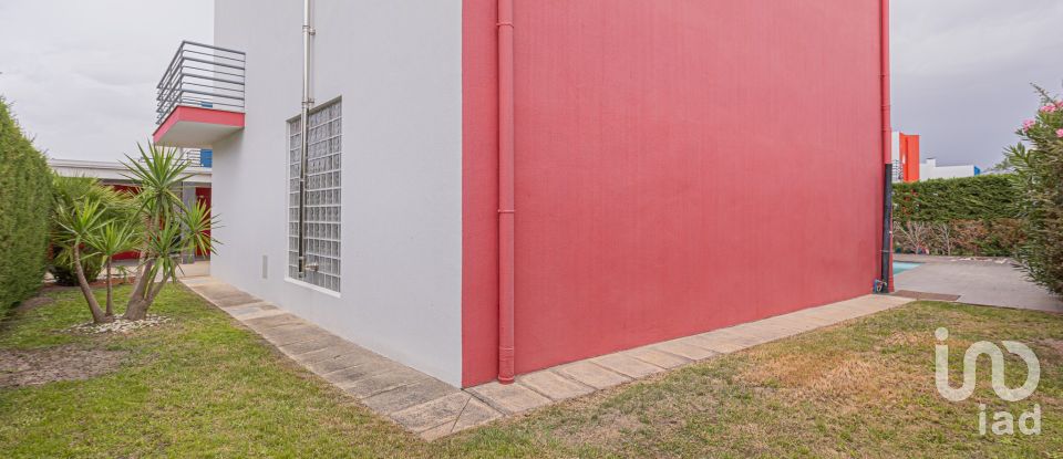 Moradia T3 em Quinta do Anjo de 190 m²