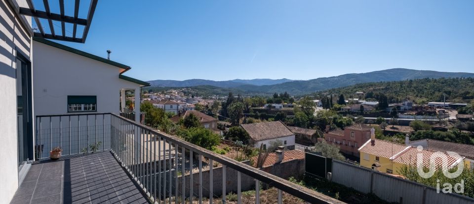 Moradia T2 em Côja e Barril de Alva de 90 m²