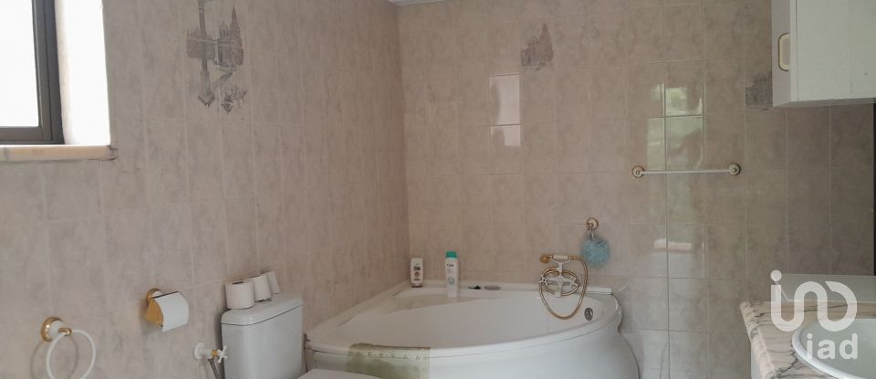 House T5 in Cortes do Meio of 444 m²