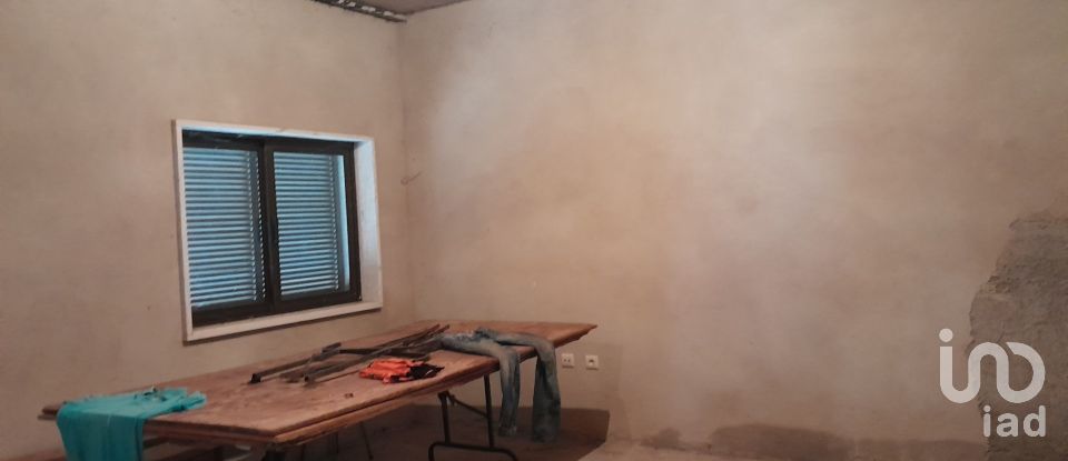 House T5 in Cortes do Meio of 444 m²