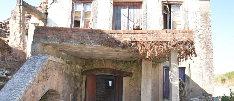 House T0 in Areias e Pias of 140 m²