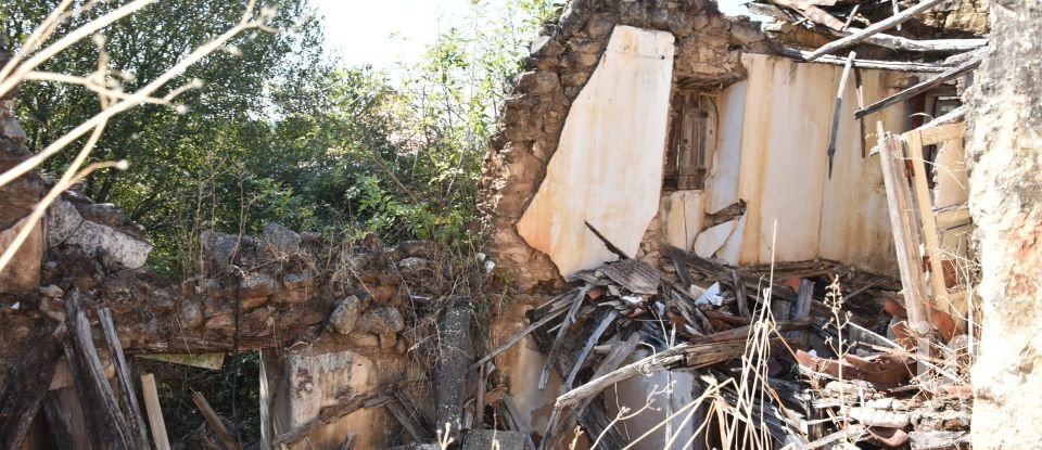 House T0 in Areias e Pias of 140 m²