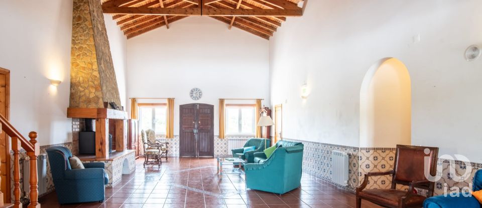 House T6 in Azoia de Cima e Tremês of 298 m²