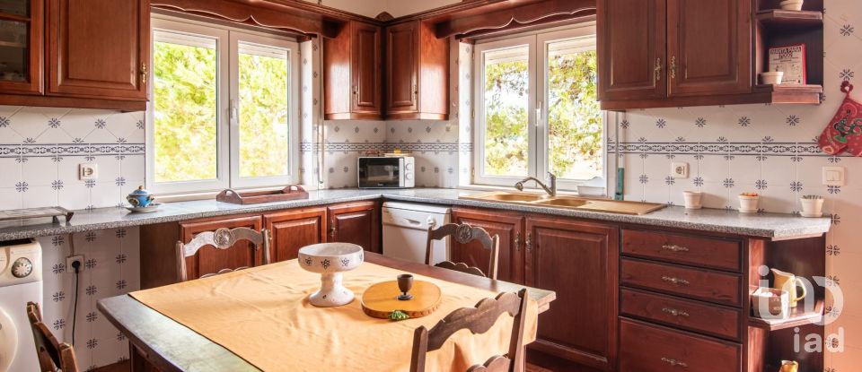 House T6 in Azoia de Cima e Tremês of 298 m²