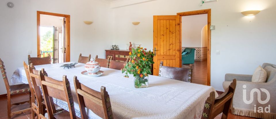 House T6 in Azoia de Cima e Tremês of 298 m²