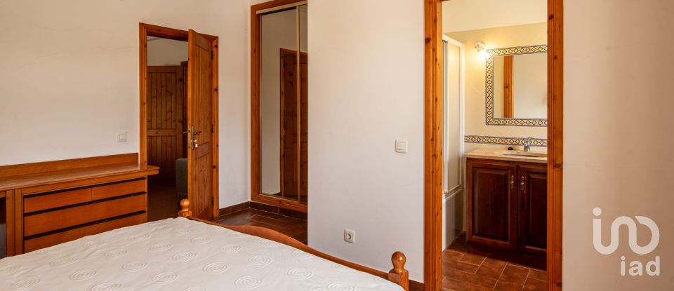 House T6 in Azoia de Cima e Tremês of 298 m²