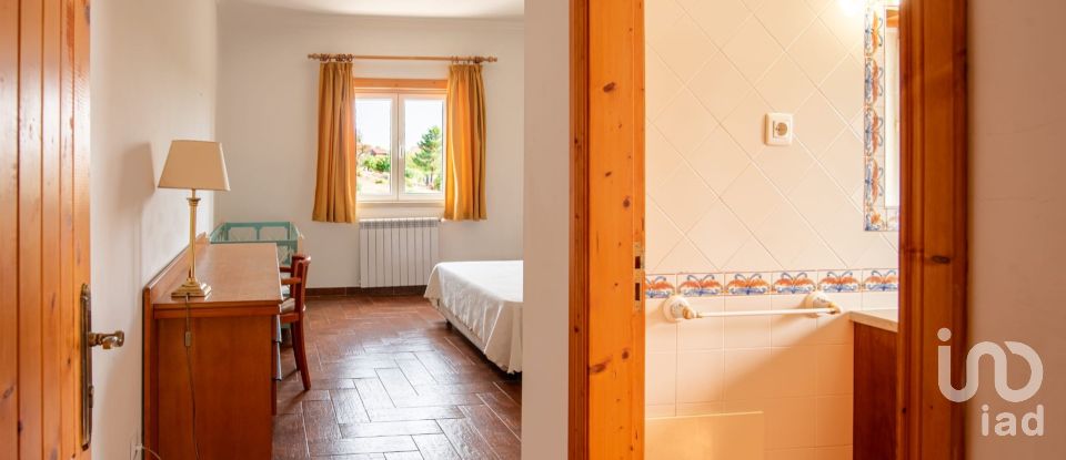 House T6 in Azoia de Cima e Tremês of 298 m²