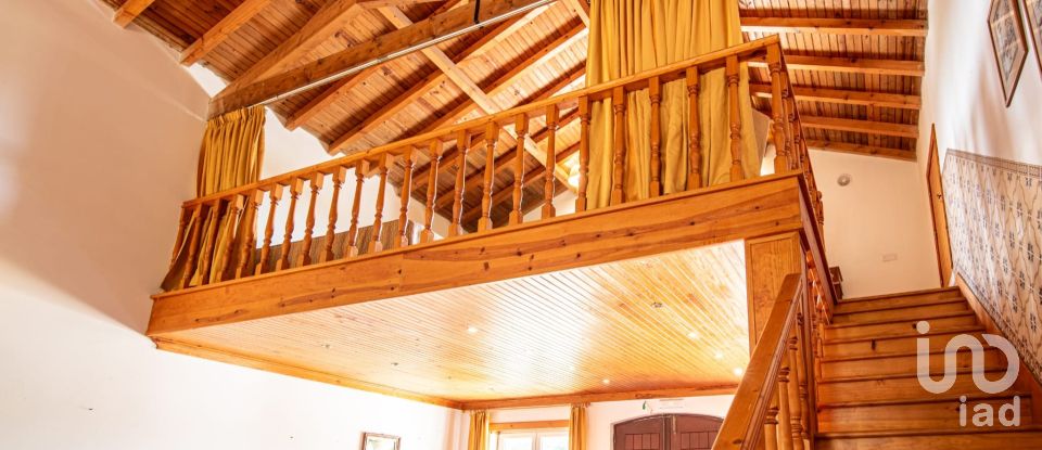 House T6 in Azoia de Cima e Tremês of 298 m²