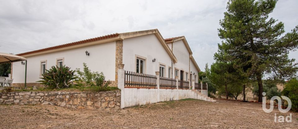 House T6 in Azoia de Cima e Tremês of 298 m²