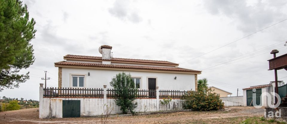 House T6 in Azoia de Cima e Tremês of 298 m²