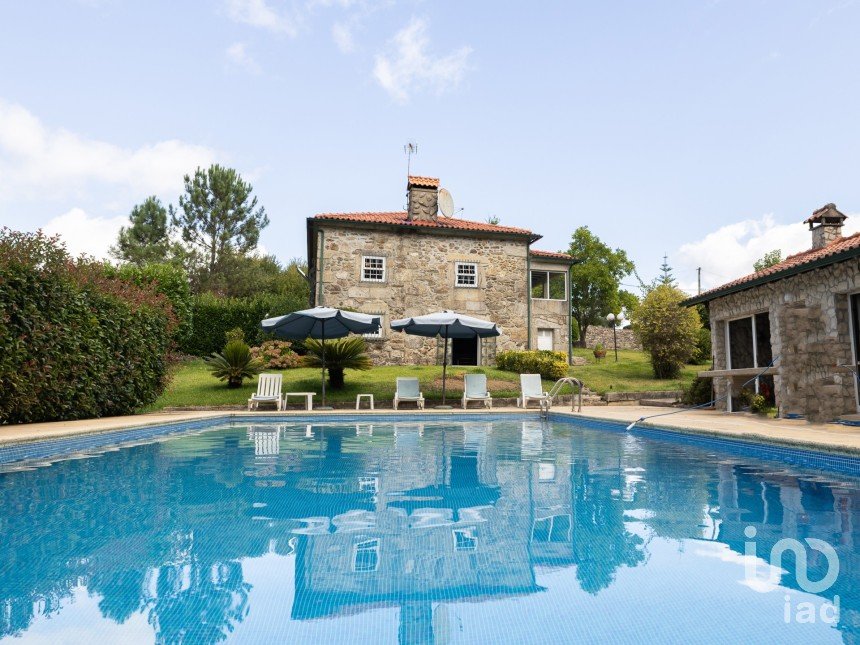 House T3 in Cornes of 309 m²