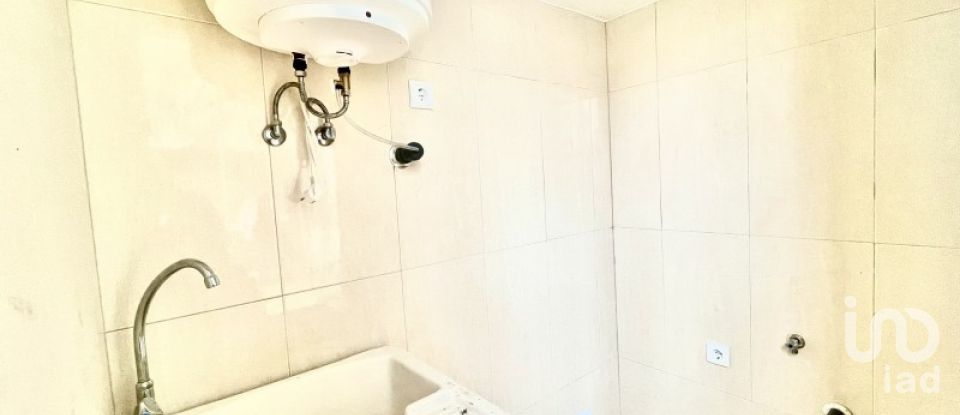 Apartment T4 in Faro (Sé e São Pedro) of 111 m²