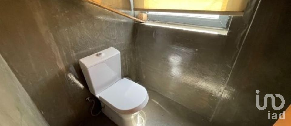 Boutique/Local commercial à Constantim e Vale de Nogueiras de 2 700 m²