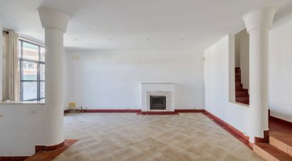 House T3 in Quinta do Anjo of 145 m²