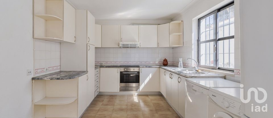 Moradia T3 em Quinta do Anjo de 145 m²