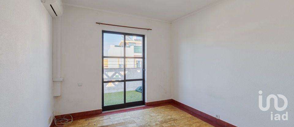 Moradia T3 em Quinta do Anjo de 145 m²