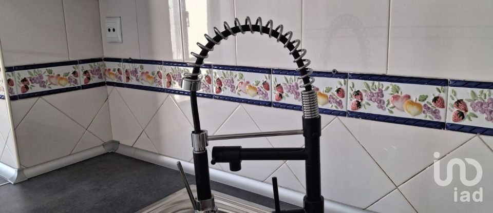 Apartment T2 in Seixal, Arrentela e Aldeia de Paio Pires of 86 m²