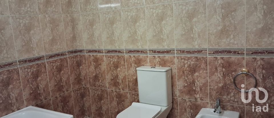 Apartment T2 in Seixal, Arrentela e Aldeia de Paio Pires of 86 m²