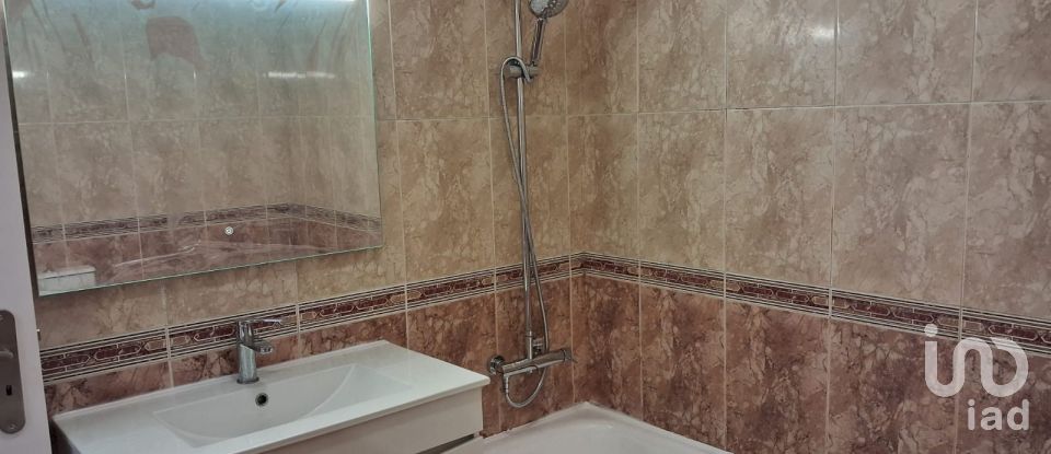 Apartment T2 in Seixal, Arrentela e Aldeia de Paio Pires of 86 m²