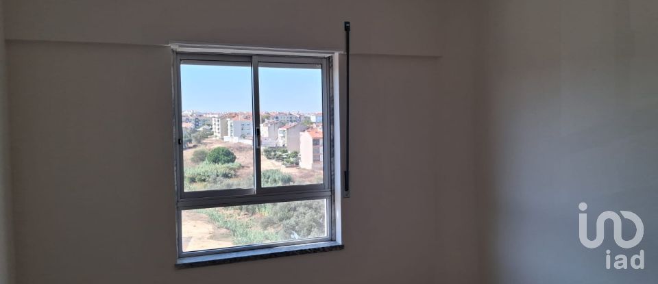 Apartment T2 in Seixal, Arrentela e Aldeia de Paio Pires of 86 m²