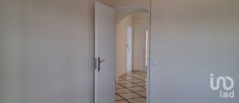 Apartment T2 in Seixal, Arrentela e Aldeia de Paio Pires of 86 m²