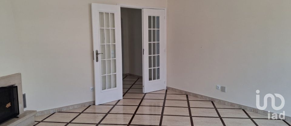 Apartment T2 in Seixal, Arrentela e Aldeia de Paio Pires of 86 m²