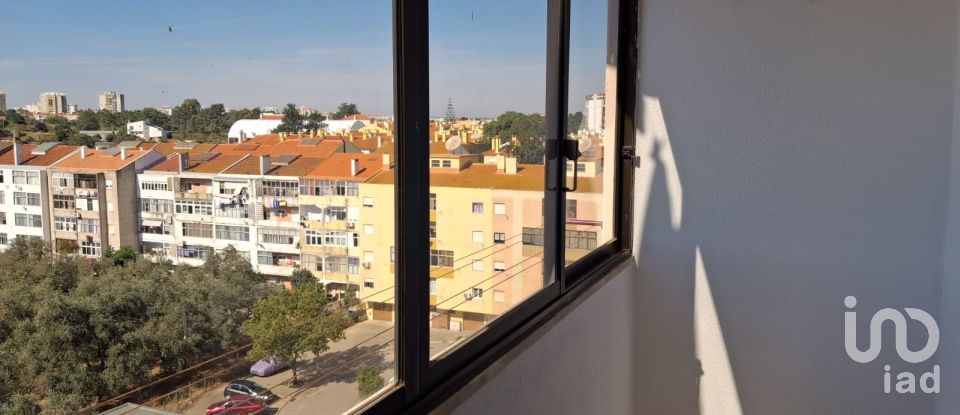 Apartment T2 in Seixal, Arrentela e Aldeia de Paio Pires of 86 m²