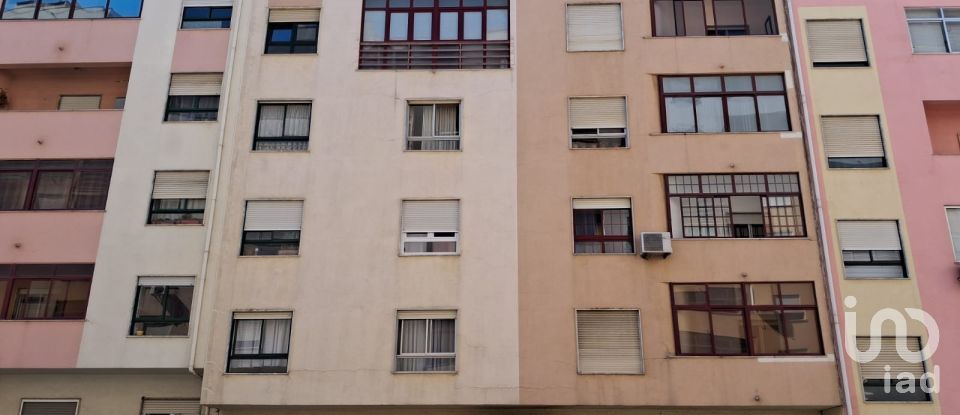 Apartment T2 in Seixal, Arrentela e Aldeia de Paio Pires of 86 m²