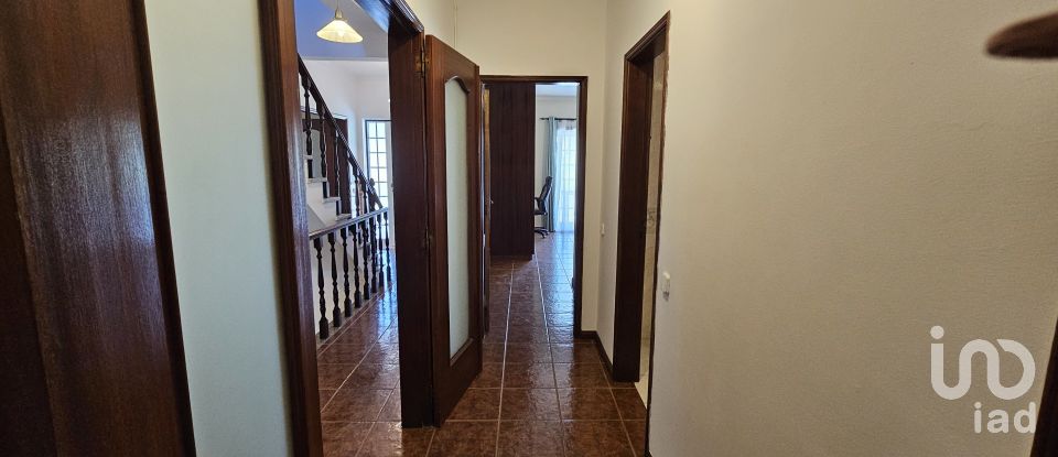 Gîte T3 à Maçãs de Dona Maria de 320 m²