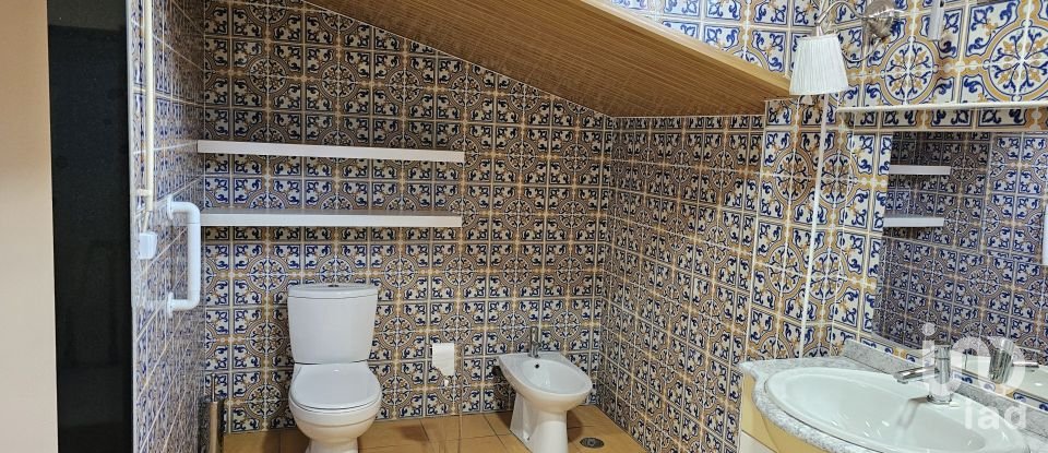 Gîte T3 à Maçãs de Dona Maria de 320 m²