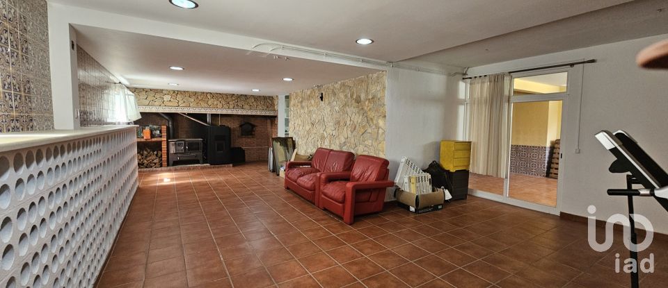 Gîte T3 à Maçãs de Dona Maria de 320 m²