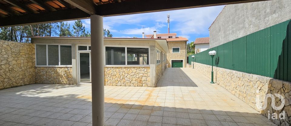 Gîte T3 à Maçãs de Dona Maria de 320 m²