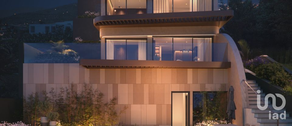 Apartamento T2 em São Martinho de 256 m²