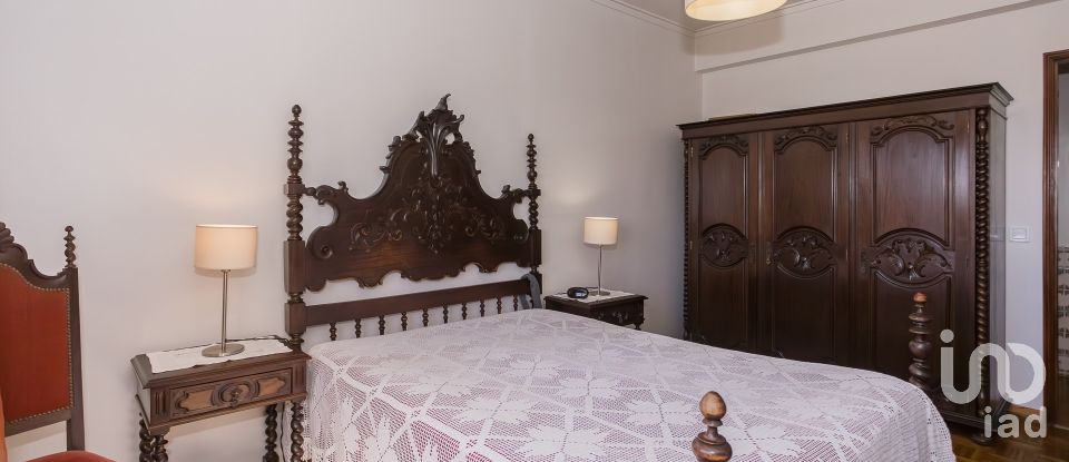 Apartment T3 in Ramada e Caneças of 95 m²