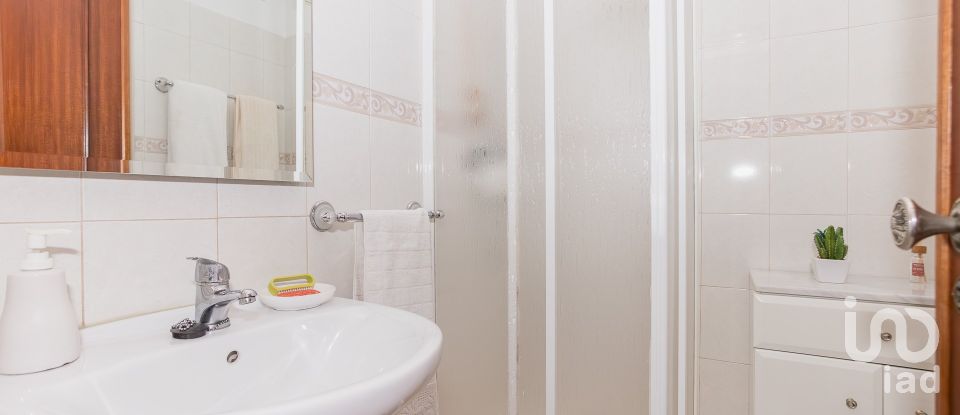 Apartment T3 in Ramada e Caneças of 95 m²