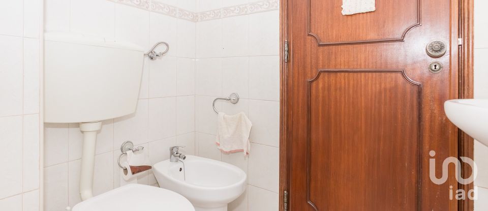 Apartment T3 in Ramada e Caneças of 95 m²