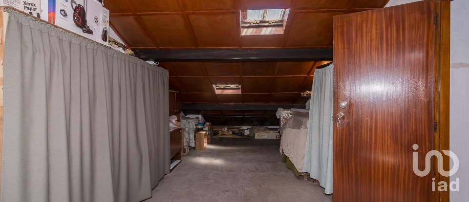 Apartment T3 in Ramada e Caneças of 95 m²